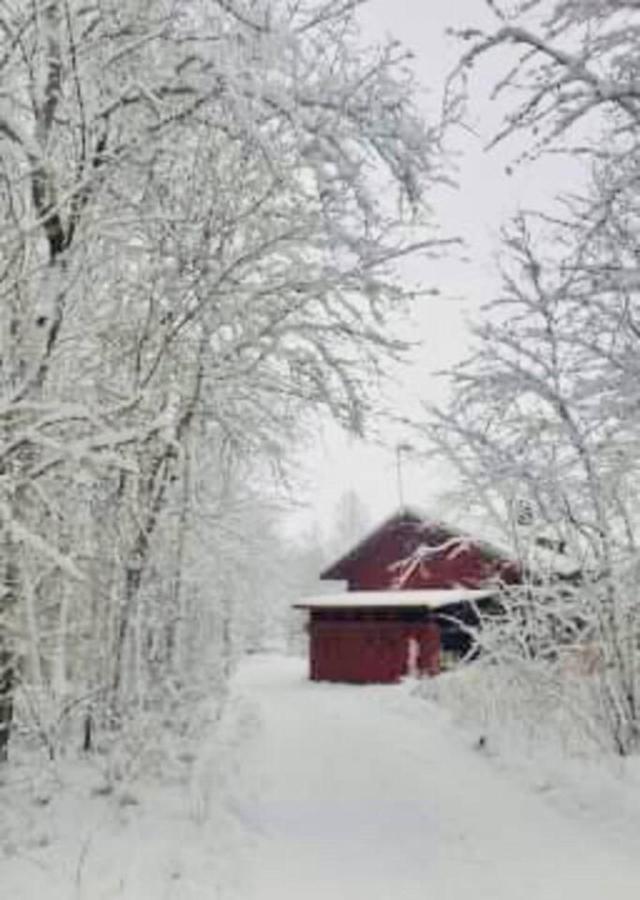 Romantic With Fireplace By The * Stjarnsund